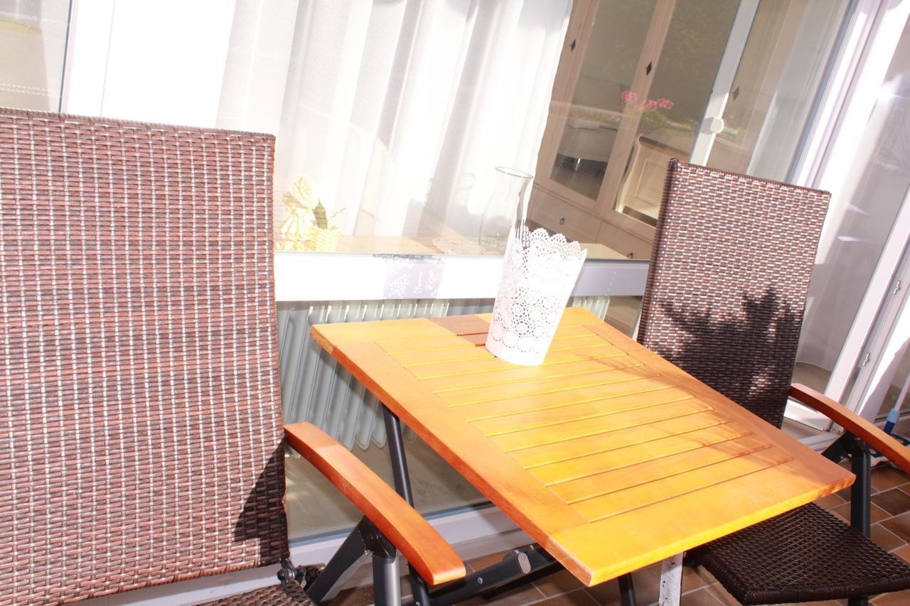 Mariaprimavera Apartment Am Kurpark Mit Schwarzwaldblick * * * * Bad Krozingen Luaran gambar